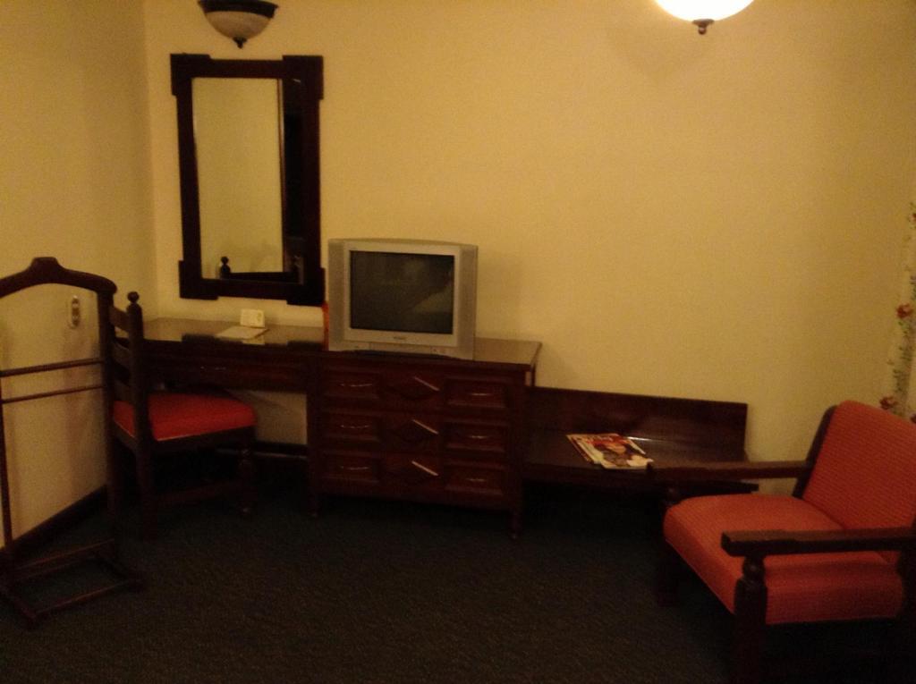Hotel Real De Uruapan Uruapan  Zewnętrze zdjęcie