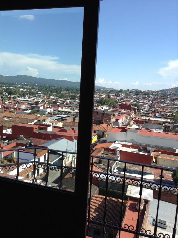 Hotel Real De Uruapan Uruapan  Zewnętrze zdjęcie