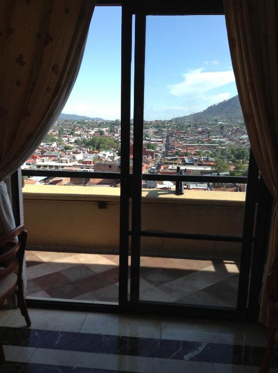 Hotel Real De Uruapan Uruapan  Zewnętrze zdjęcie