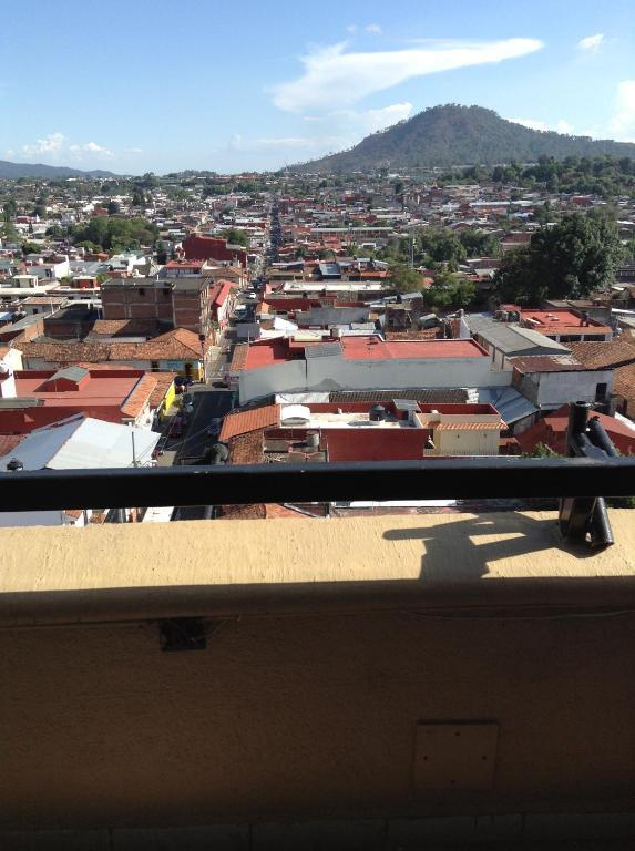 Hotel Real De Uruapan Uruapan  Zewnętrze zdjęcie